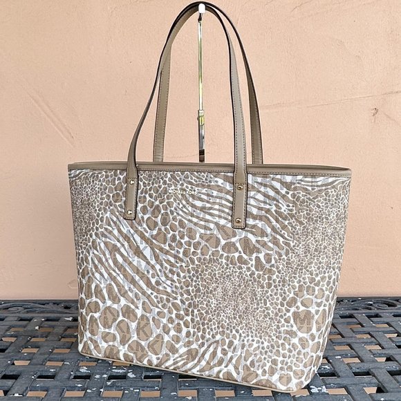 Michael Kors Carter Large Open Tote Shoulder Bag MK Zebra Print Camel Multi - Picture 4 of 13